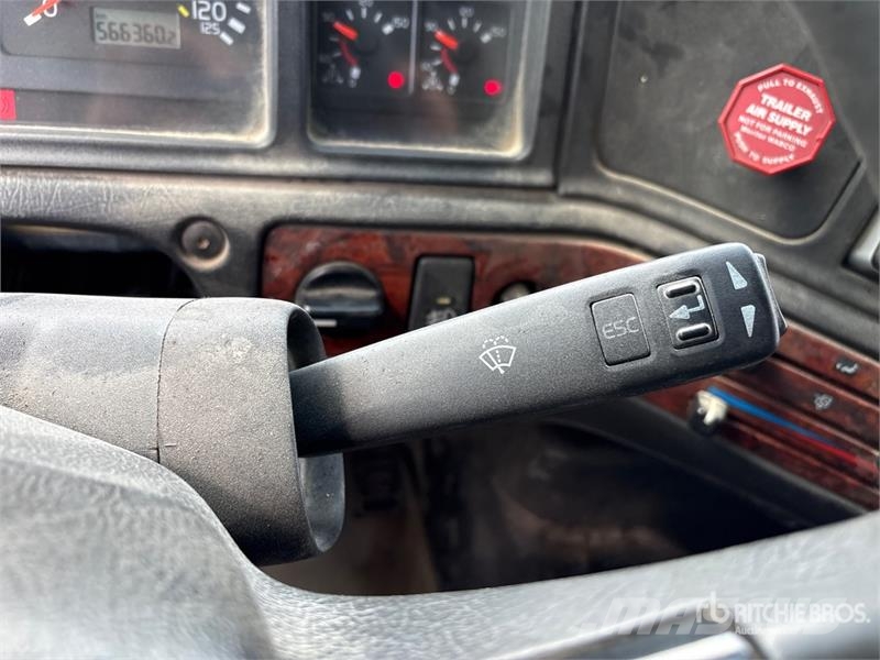 Volvo 6x4 T/A Sleeper Truck Tractor Prime Movers