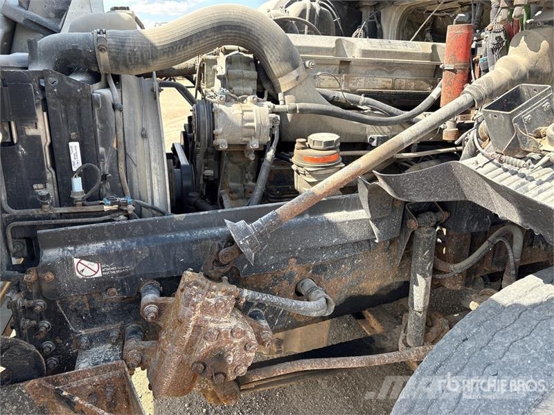 Volvo 6x4 T/A Sleeper Truck Tractor Prime Movers