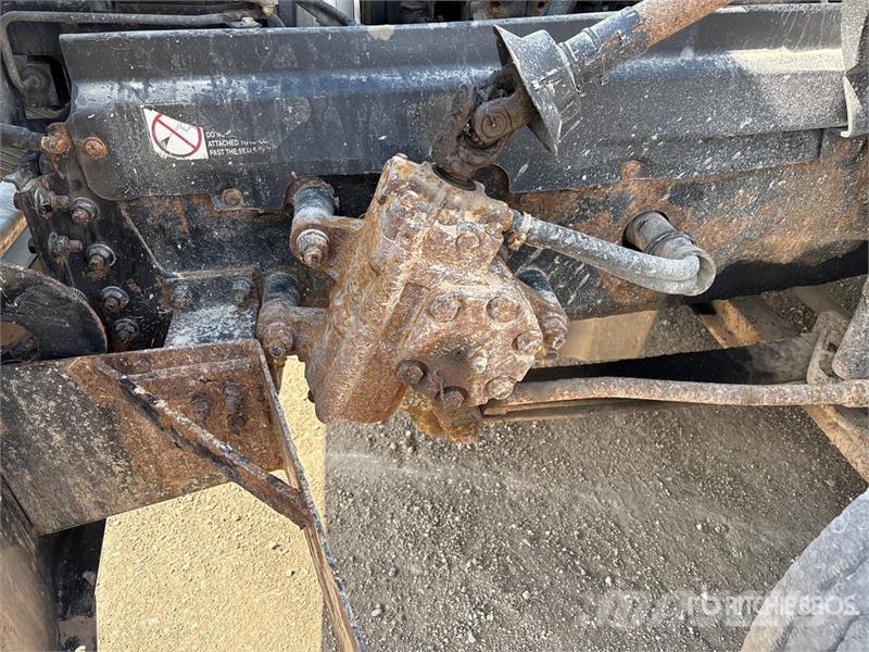 Volvo 6x4 T/A Sleeper Truck Tractor Prime Movers