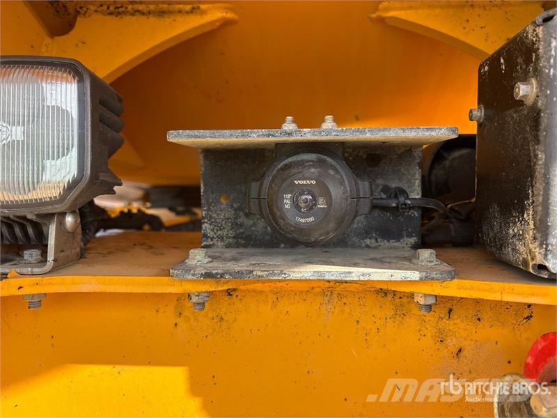 Volvo A30G Artikulētie pašizgāzēji