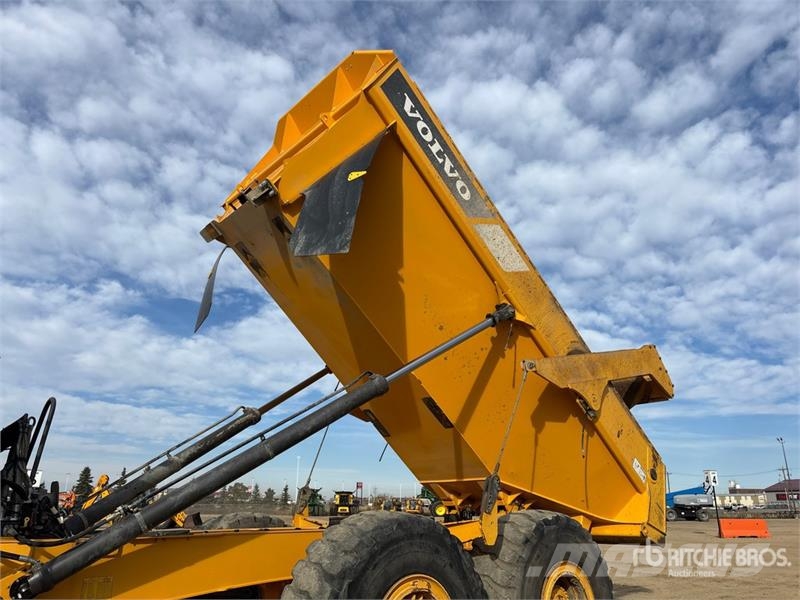 Volvo A30G Artikulētie pašizgāzēji