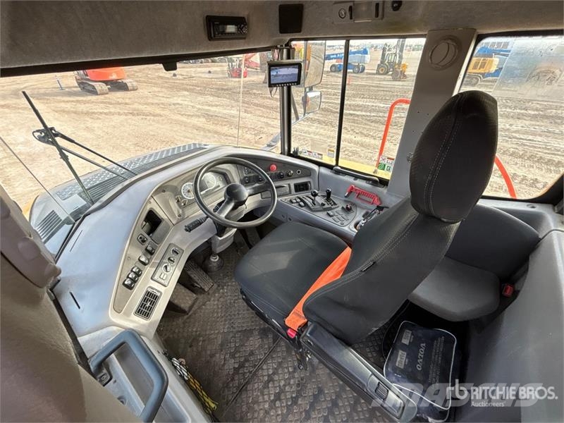 Volvo A30G Artikulētie pašizgāzēji