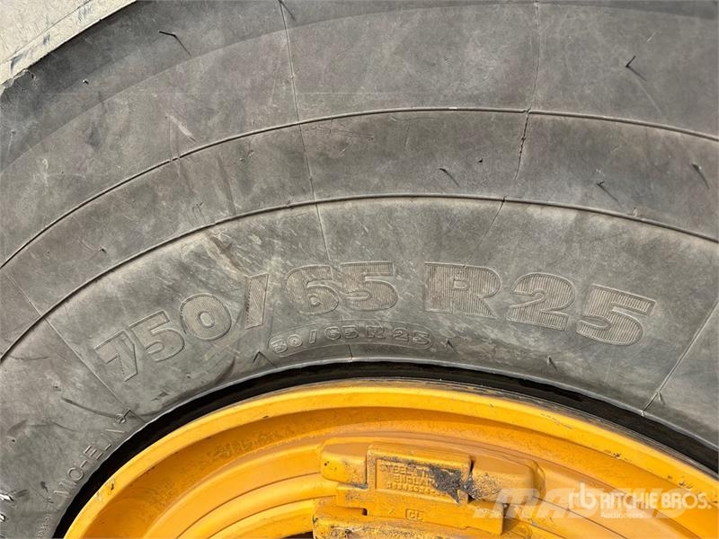 Volvo A30G Artikulētie pašizgāzēji