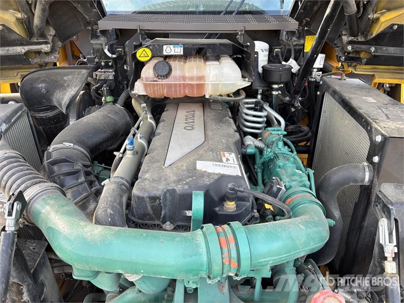 Volvo A30G Artikulētie pašizgāzēji