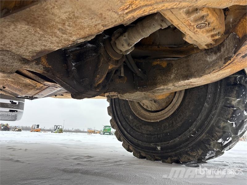 Volvo A40E Artikulētie pašizgāzēji