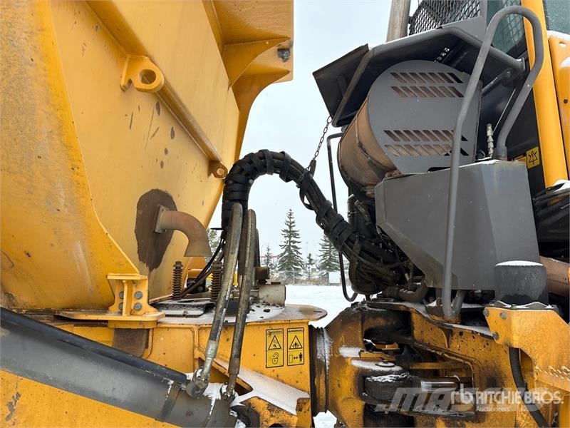 Volvo A40E Artikulētie pašizgāzēji