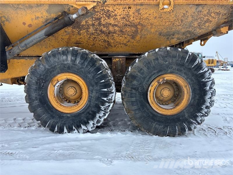 Volvo A40E Artikulētie pašizgāzēji