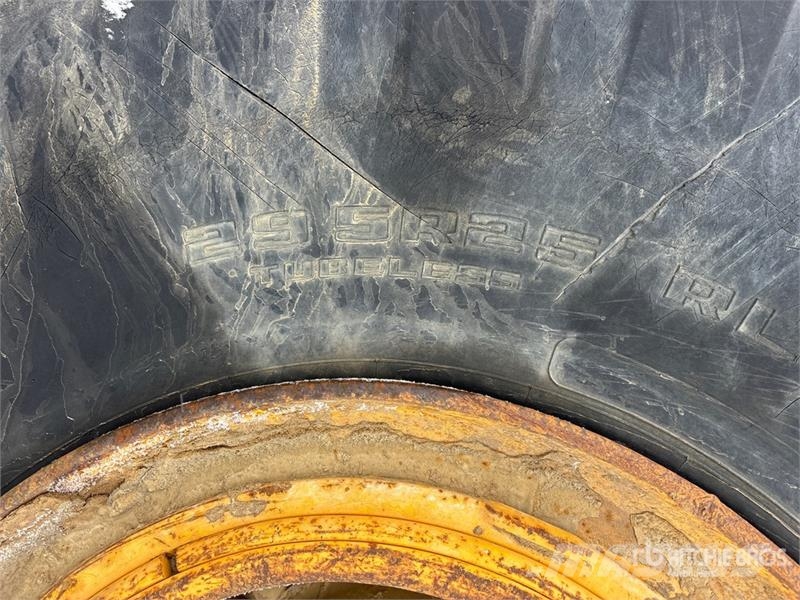 Volvo A40E Artikulētie pašizgāzēji