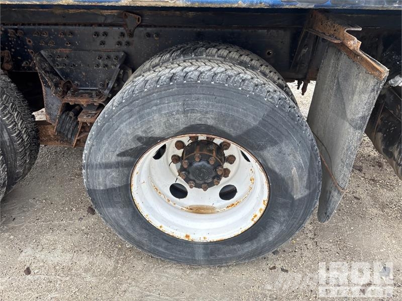 Volvo D13 Volvo Power 6x4 T/A Dump Truck (Inoperable) Camion ribaltabili