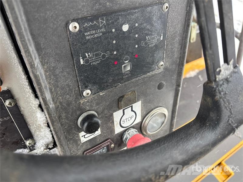 Volvo DD90HF Double Drum Roller Valjci sa dvojnim bubnjem