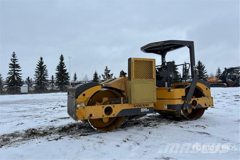 Volvo DD90HF Double Drum Roller Valjci sa dvojnim bubnjem