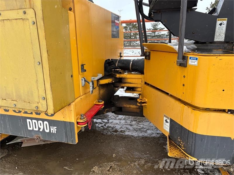 Volvo DD90HF Double Drum Roller Valjci sa dvojnim bubnjem