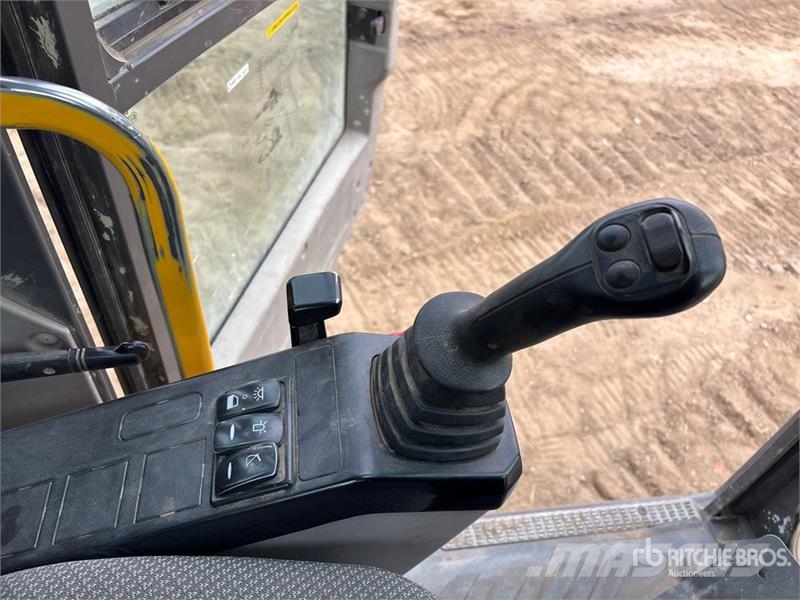 Volvo ECR235E Tracked Excavator Crawler excavators