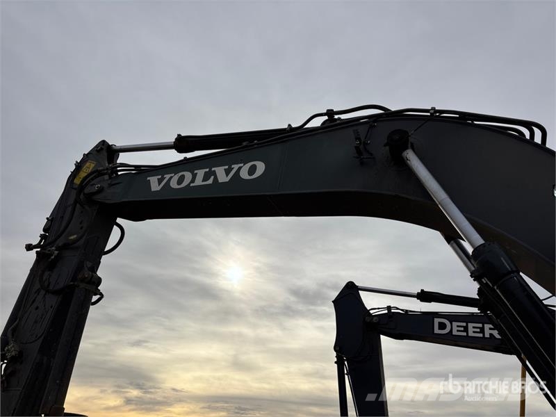 Volvo ECR235E Tracked Excavator Crawler excavators