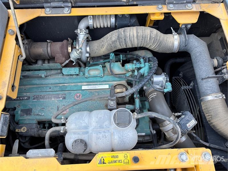 Volvo ECR235E Tracked Excavator Crawler excavators