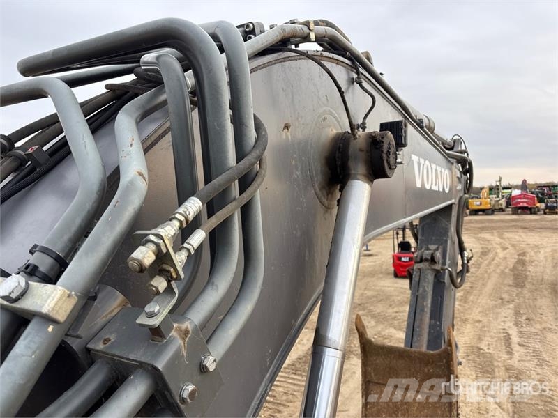 Volvo ECR235E Tracked Excavator Crawler excavators