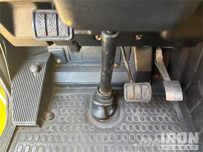 Volvo FL7 4x2 De-Icer Truck Other trucks