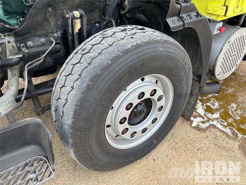 Volvo FL7 4x2 De-Icer Truck Other trucks