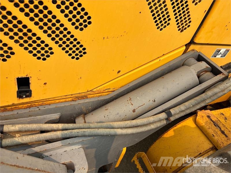 Volvo G746B Grejderi