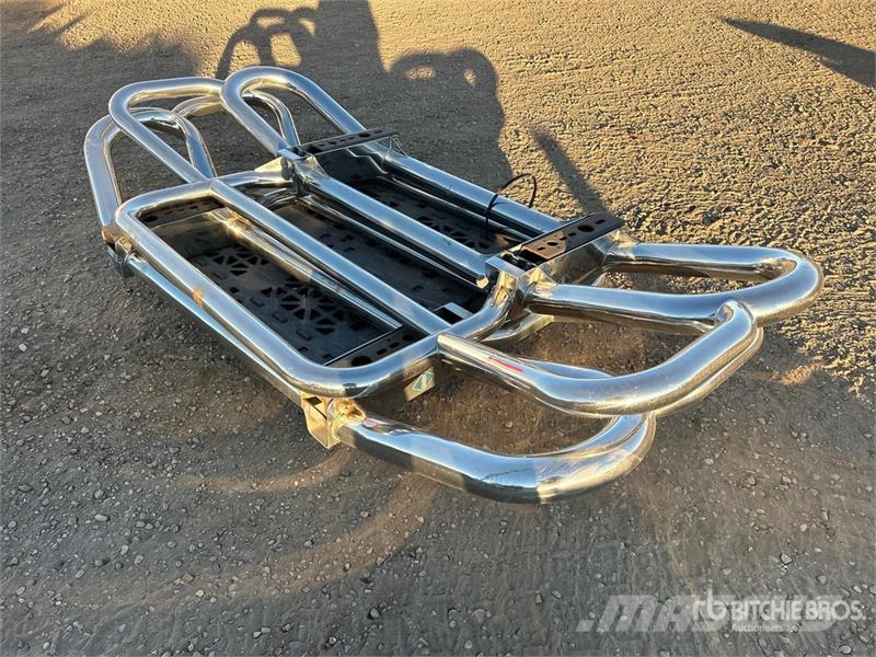 Volvo of (2) Volvo 95 in Wide Moose Bumper Transport – ostalo