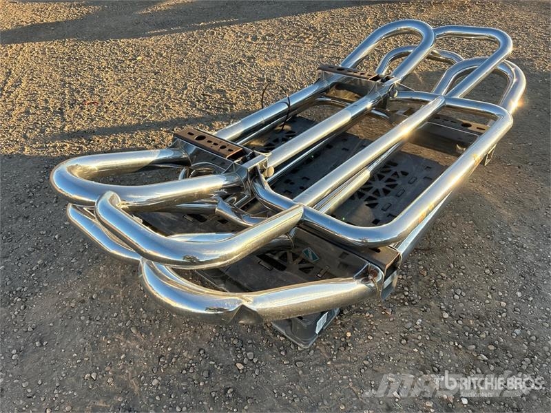 Volvo of (2) Volvo 95 in Wide Moose Bumper Transport – ostalo