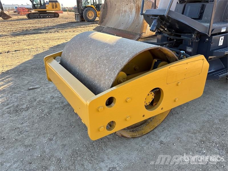 Volvo SD45D Smooth Drum Compactor Vienvalča grunts veltņi
