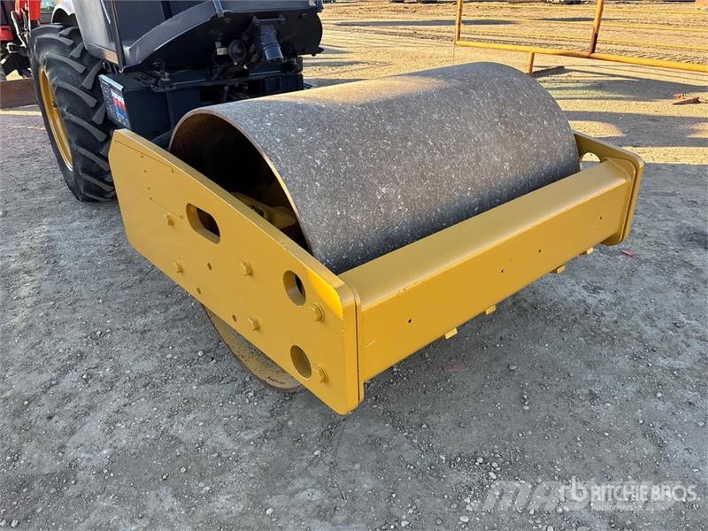 Volvo SD45D Smooth Drum Compactor Vienvalča grunts veltņi