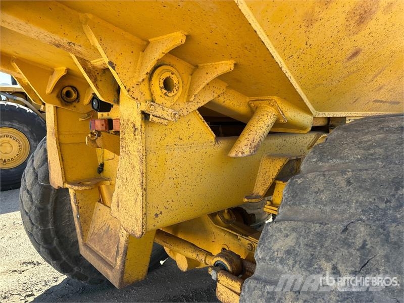Volvo T/A 35 Ton Off-Road End Dump Trailer Otros camiones