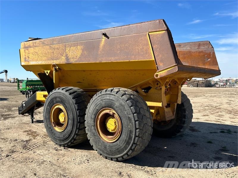 Volvo T/A 35 Ton Off-Road End Dump Trailer Otros camiones