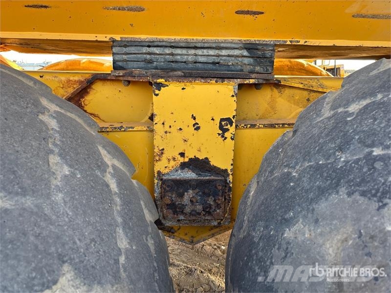 Volvo T/A 40 Ton Off-Road End Dump Trailer 其他货车