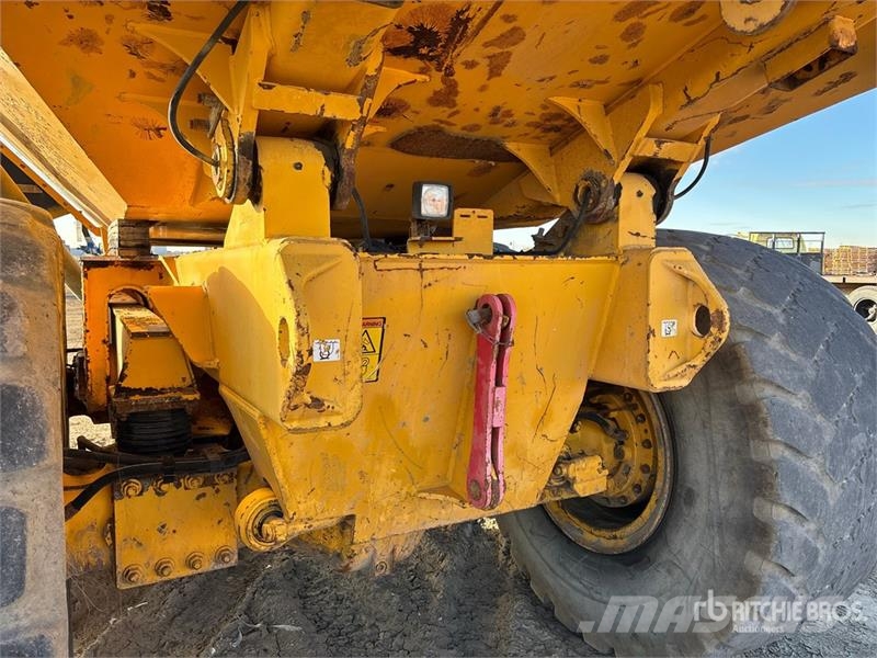 Volvo T/A 40 Ton Off-Road End Dump Trailer 其他货车