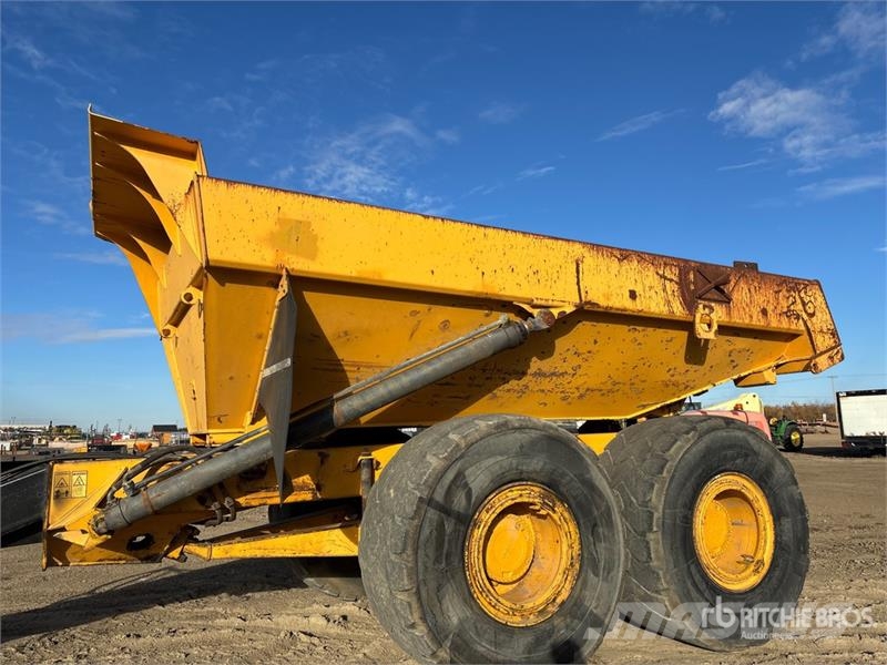 Volvo T/A 40 Ton Off-Road End Dump Trailer 其他货车