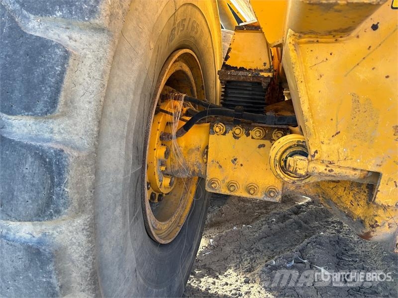 Volvo T/A 40 Ton Off-Road End Dump Trailer 其他货车