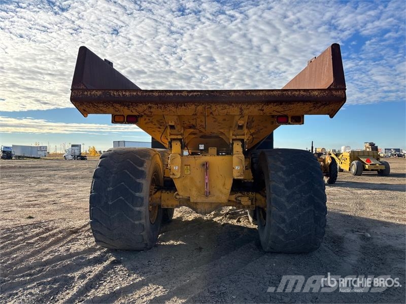 Volvo T/A 40 Ton Off-Road End Dump Trailer 其他货车