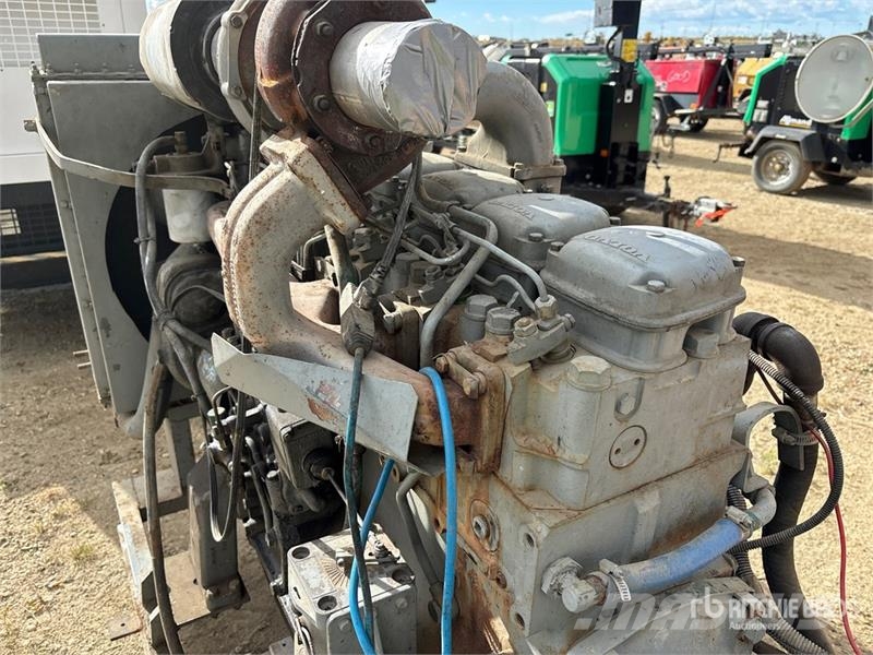Volvo TD100GG 150 kW Skid-Mounted Diesel Generator Set ( 디젤 발전기