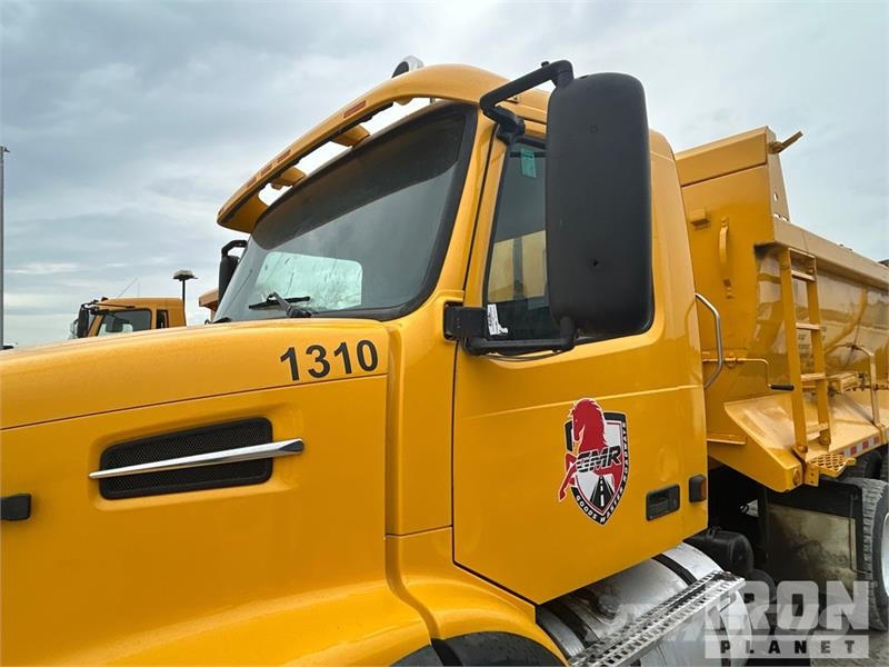 Volvo VHD Camion ribaltabili