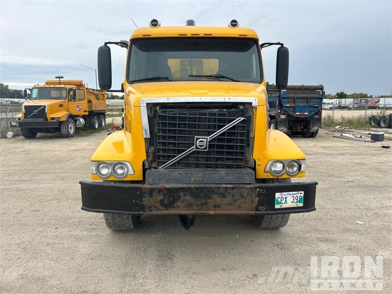 Volvo VHD Camion ribaltabili
