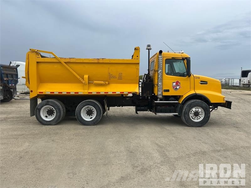 Volvo VHD Camion ribaltabili
