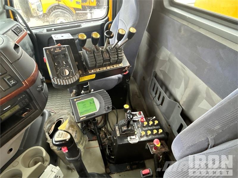 Volvo VHD Camion ribaltabili