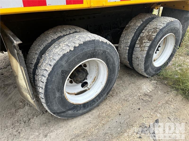 Volvo VHD Camion ribaltabili