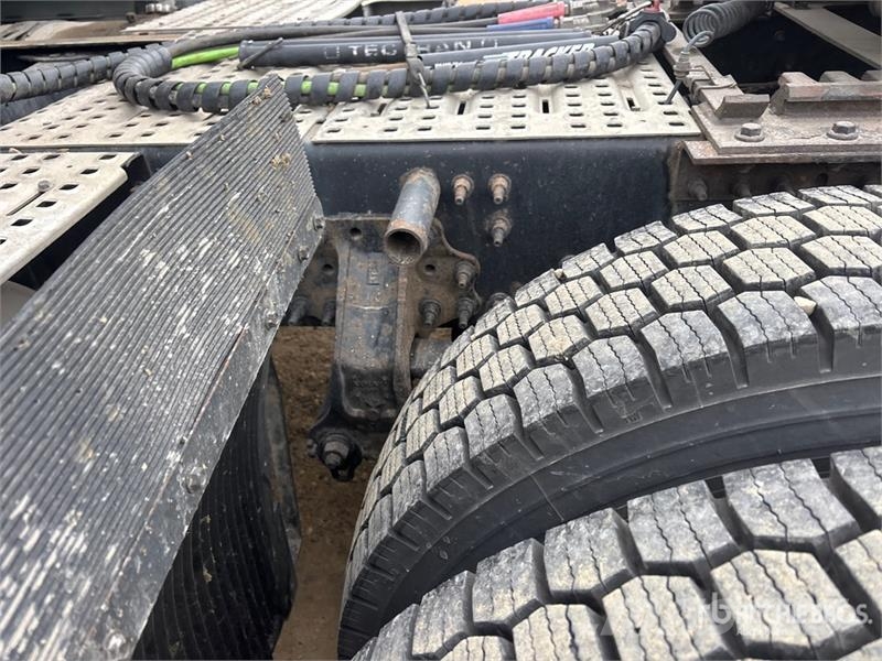 Volvo VN وحدات الجر