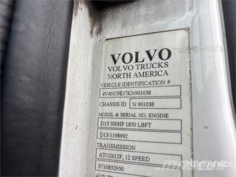 Volvo VN وحدات الجر