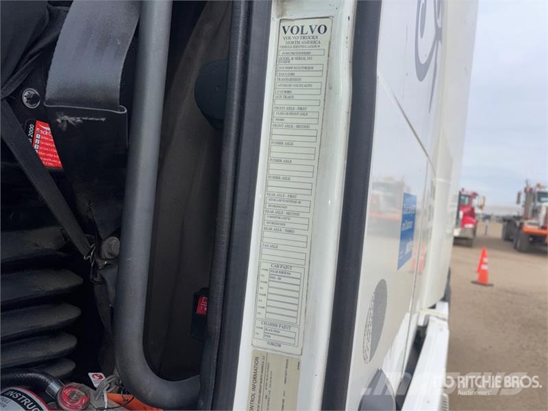Volvo VNL Tegljači