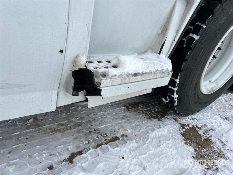 Volvo VNL 牵引车