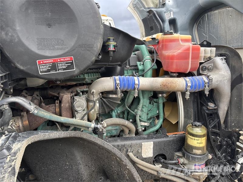Volvo VNL Sattelzugmaschinen
