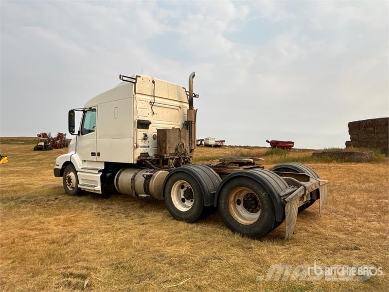 Volvo VNL Truck Tractor Units