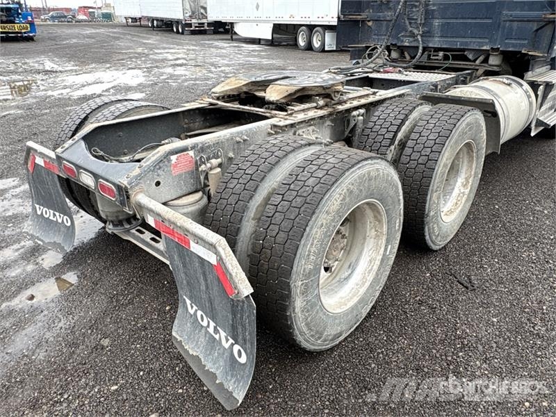 Volvo VNL Trekkers