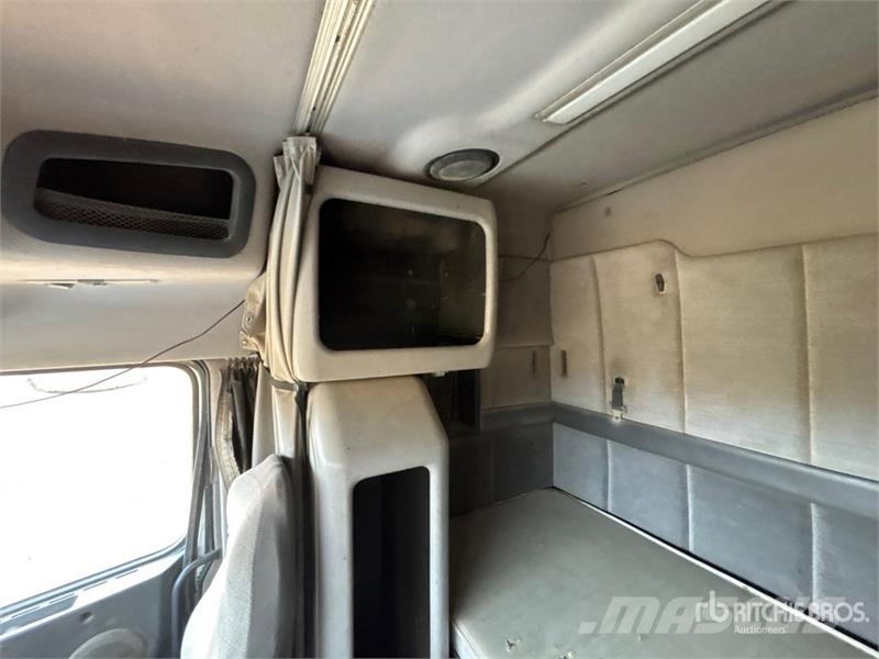 Volvo VNL Truck Tractor Units