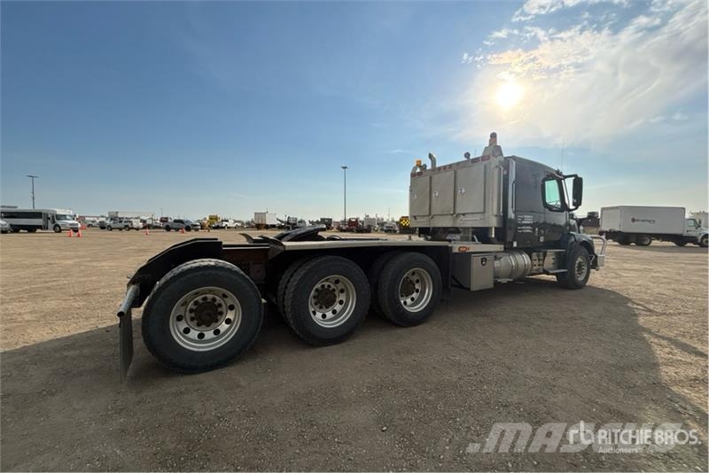 Volvo VNL Sattelzugmaschinen
