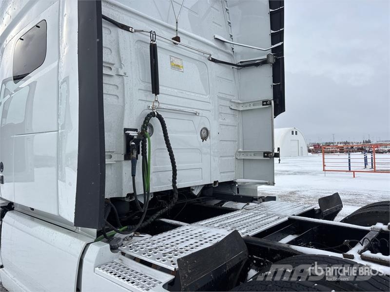 Volvo VNL Truck Tractor Units